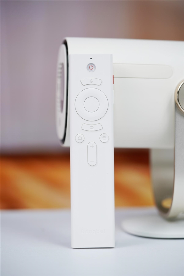 一體式云臺(tái)設(shè)計(jì) 各角度隨意投！當(dāng)貝Smart 1圖賞