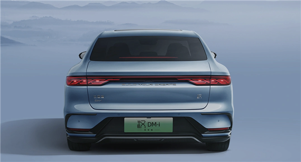 深入油車價(jià)格腹地 比亞迪漢DM-i 冠軍版 121km車型即將交付 售18.98萬元