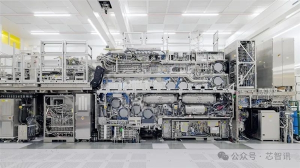 ASML揭秘全球第一臺高NA EUV顧會計：分辨率直達8nm