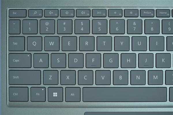 3:2生產(chǎn)力觸控屏！微軟Surface Laptop Go 3圖賞