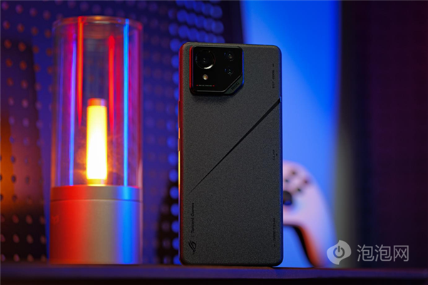 征服《原神》暢玩《崩鐵》！ROG 8 Pro游戲?qū)崪y(cè)