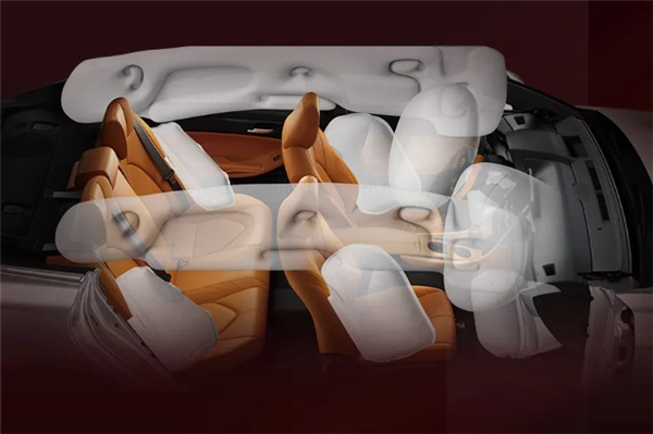 打自家兄弟凱美瑞 一汽豐田新亞洲龍2.0L臻選版上市：20.98萬元