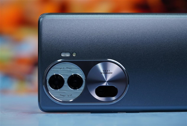 寶石圓盤攝像頭奪目！OPPO Reno11圖賞