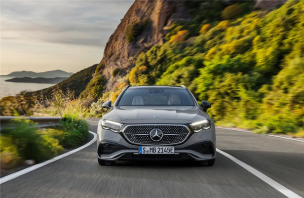 全新奔馳E級(jí)瓦罐發(fā)布！空間不輸SUV 未來(lái)有望引入國(guó)內(nèi)