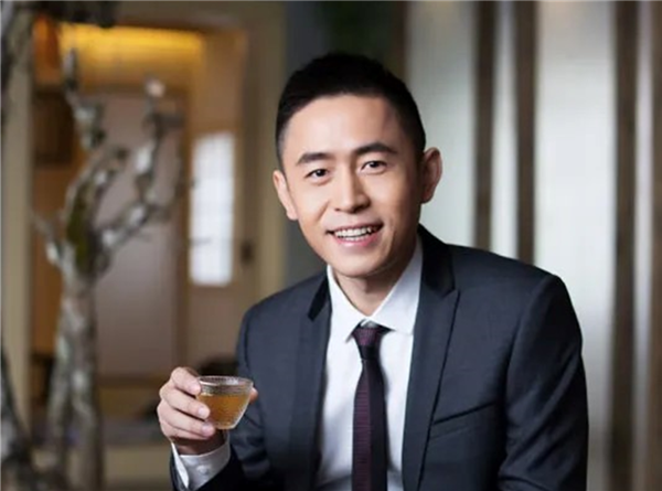 李一舟被爆侵權(quán)！名下每月399元的付費(fèi)網(wǎng)站：搬運(yùn)自AI創(chuàng)作社區(qū)