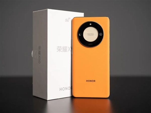 榮耀賣了1000萬臺(tái)的千元機(jī)：是不是因?yàn)殚L(zhǎng)得像華為