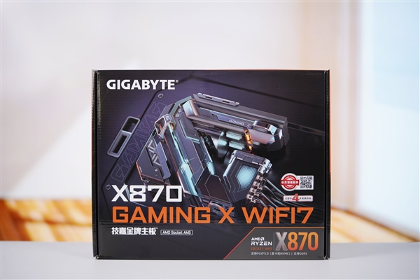 輕松駕馭R9 9950X！技嘉X870 GAMING X WIFI7主板圖賞