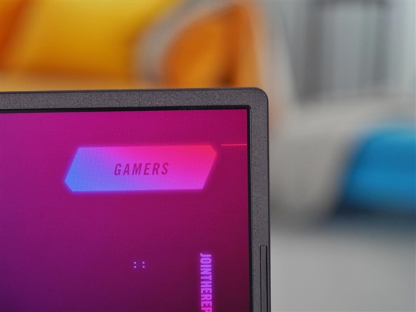 18英寸大屏+RTX 40系顯卡！ROG槍神7 Plus超競版圖賞