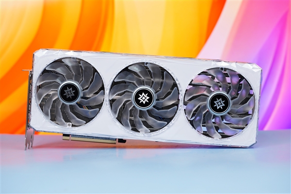 可拆卸透明外殼！影馳GeForce RTX 4080 SUPER星曜圖賞