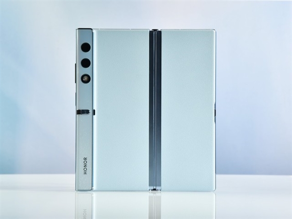 榮耀回歸華為絕無可能：用產(chǎn)品跟華為硬碰硬 不斷挑戰(zhàn)自我贏得競爭