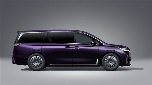 雙電機大型純電MPV殺入34萬內！嵐圖夢想家兩款新車型上市