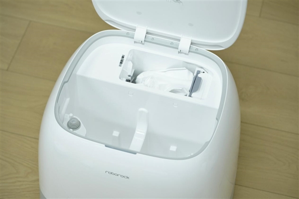 徹底解決毛發(fā)纏繞困擾！石頭P20 Pro掃拖機器人圖賞