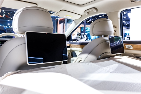 白車身全部升級！新款問界M7開啟預(yù)售：25.8萬起 