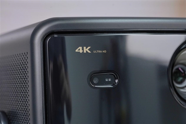 360°無死角旋轉(zhuǎn)！當(dāng)貝X5S Pro旗艦投影儀圖賞