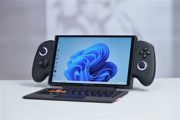 三合一PC！壹號游俠X1 mini圖賞：分離式手柄設(shè)計(jì)