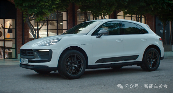 保時捷賣不動了：經銷商逼宮總部