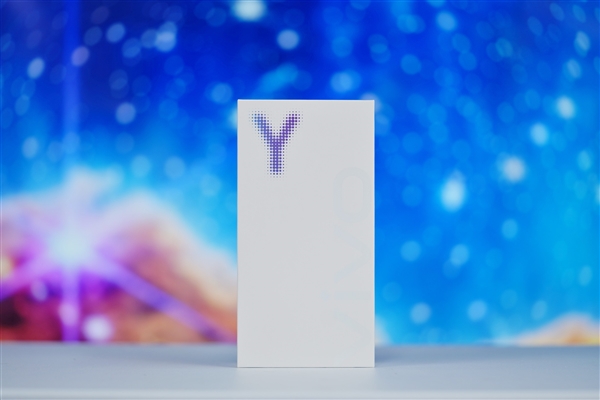 旗艦素皮+6000mAh大電池！vivo Y200圖賞
