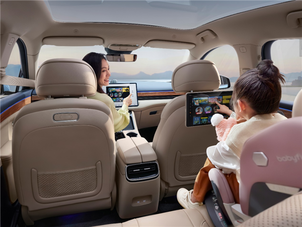 24.98萬(wàn)起 新款A(yù)ITO問界M5標(biāo)準(zhǔn)版售價(jià)公布：出廠就配華為DATS