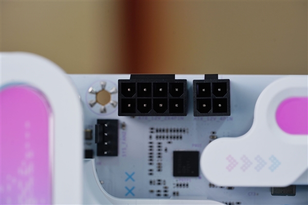 絕美顏值！銘瑄首款璦珈主板MS-iCraft B760M CROSS圖賞