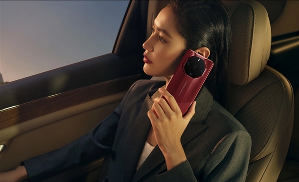 直板手機旗艦之王！華為Mate60 RS：華為最強技術(shù)匯集一身