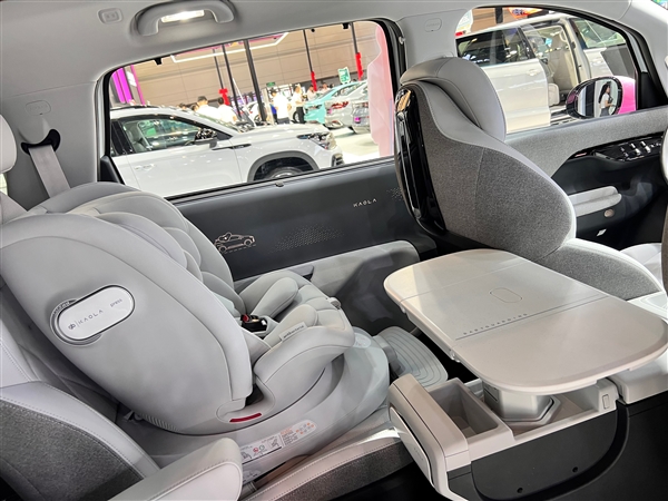 “地表最強(qiáng)遛娃神車”來了：極狐考拉預(yù)售開啟 13.38萬起