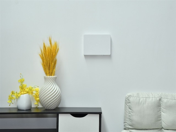 中興晴天墻面路由器全面評(píng)測(cè)：一貼上墻凌亂桌面拯救者