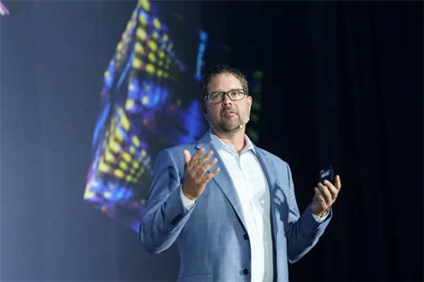 Intel、AMD史無(wú)前例聯(lián)合捍衛(wèi)x86！Arm：一點(diǎn)不擔(dān)心