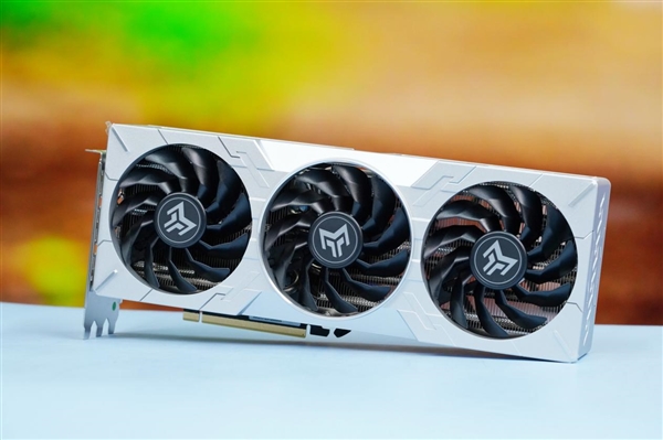 鋁合金打造！影馳RTX 4070 Ti SUPER金屬大師顯卡圖賞