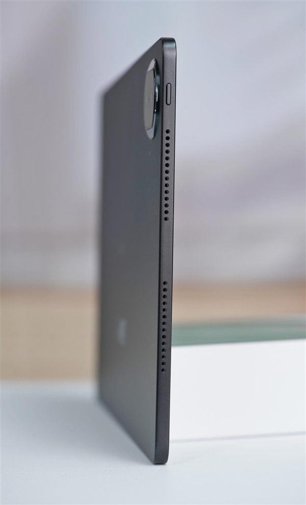 3K 144Hz OLED大屏！榮耀平板MagicPad2圖賞