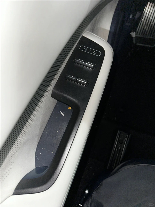 最暢銷的國產(chǎn)純電獵裝車 新款極氪001有望月底上市：配置全升級