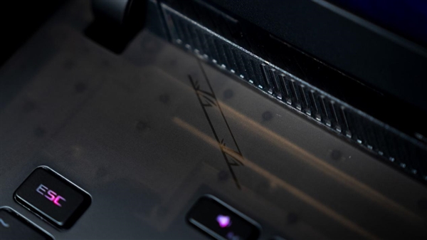 ROG游戲本、全能本三大升級(jí)：首發(fā)獨(dú)占、全新屏幕、狂暴散熱