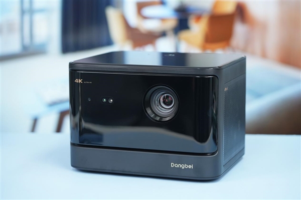 2450CVIA超高流明！當貝X5 Pro投影儀圖賞