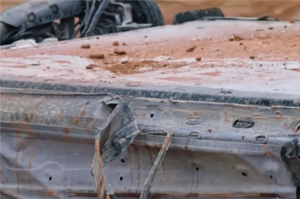 魔鬼挑戰(zhàn)！一汽-大眾ID.4懸崖測(cè)試：托底、墜落、翻滾堪比大片