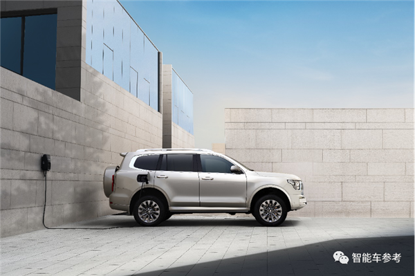 33.5萬開賣！網(wǎng)紅坦克500出混動了：發(fā)布會現(xiàn)場教友商做越野