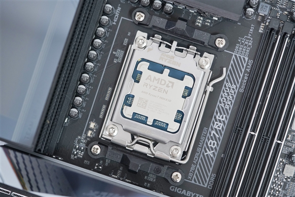 AI自動超頻！技嘉X870E AORUS MASTER超級雕主板圖賞