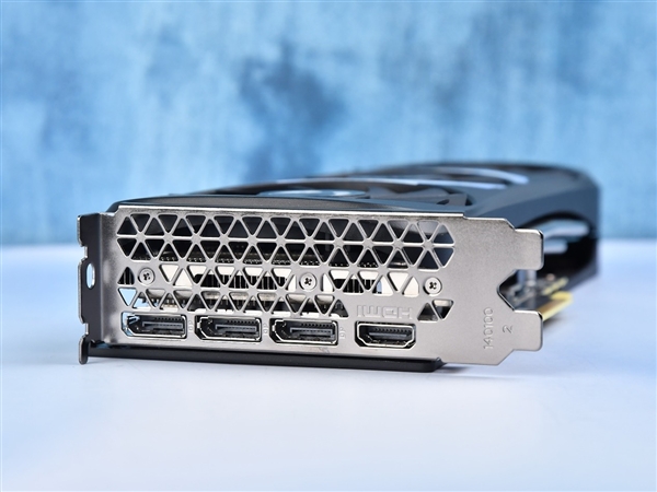 毒液粉夢(mèng)中情卡 索泰GeForce RTX 4070 SUPER-12GB毒液實(shí)測(cè)