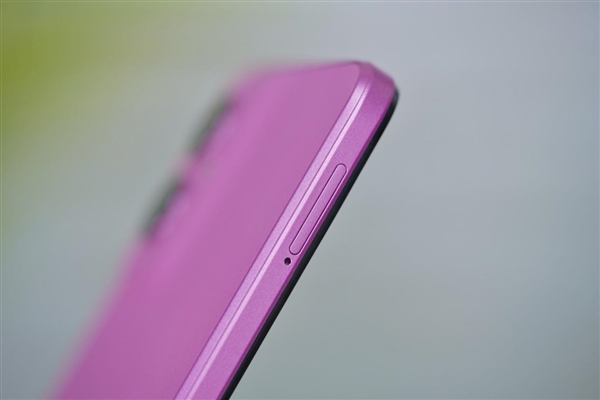 千元就能享有納米皮！moto g55霞光紫圖賞