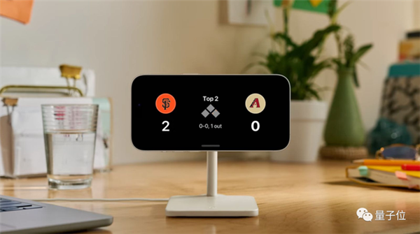 iOS17可以更新了！網(wǎng)友實測炫酷值拉滿 但續(xù)航嘛。。。