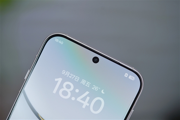 超窄物理四等邊屏幕！OPPO Find X8圖賞