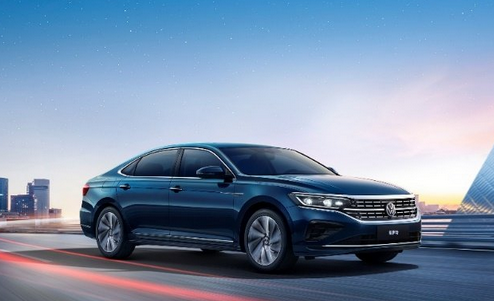 18.83萬起！帕薩特新增車型出眾款380TSI上市：標配2.0T高功率發(fā)動機