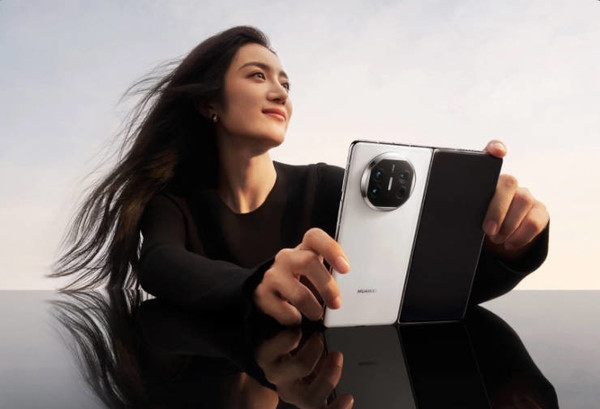 日本網(wǎng)友請(qǐng)求華為照顧日本市場(chǎng) 讓Mate X5在當(dāng)?shù)亻_(kāi)售