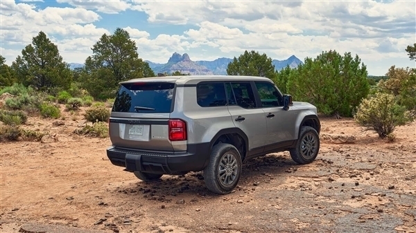 越野之王 曝新一代國產(chǎn)豐田普拉多廣州車展預(yù)售：36.28萬起