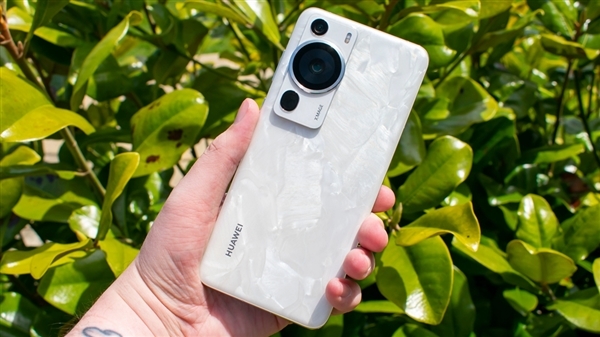 流暢如新！華為P60、Mate 50等35款設(shè)備宣布升級HarmonyOS 4.2正式版