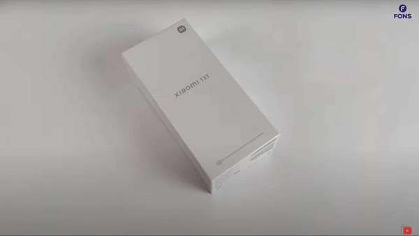 小米13T真機曝光：開箱視頻提前曝光 長得有點眼熟