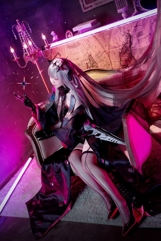 《妮姬：勝利女神》游戲畫(huà)師新COS圖：身材絕佳超還原！