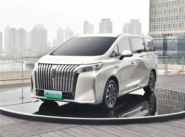 杠上騰勢(shì)D9 長(zhǎng)城魏牌高山內(nèi)飾官圖發(fā)布：配雙零重力按摩座椅