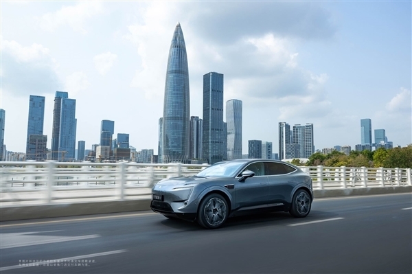 阿維塔11遭縱向50G加速?zèng)_擊掛不上檔 專業(yè)人士：不能和火箭上天比