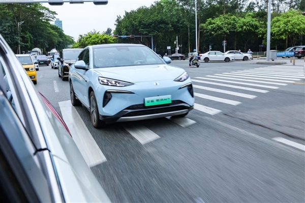 趙長江：比亞迪智駕團隊成員超4000人、每月發(fā)10億工資