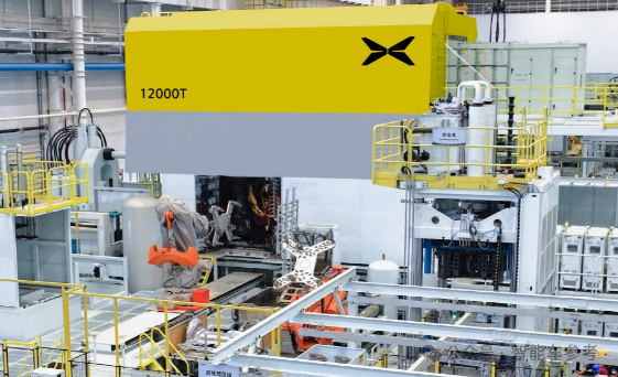 今年純電MPV爆款萬人畫像：超三成家庭年入百萬 80%BBA車主油轉(zhuǎn)電