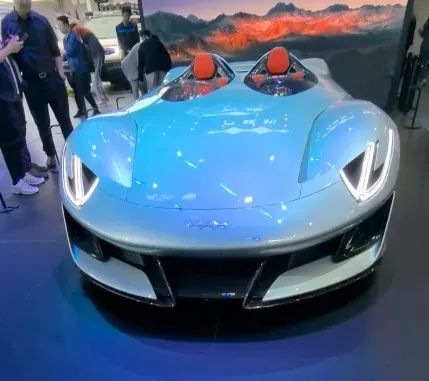 我去了趟北京車展 結(jié)果……大家都在看雷軍